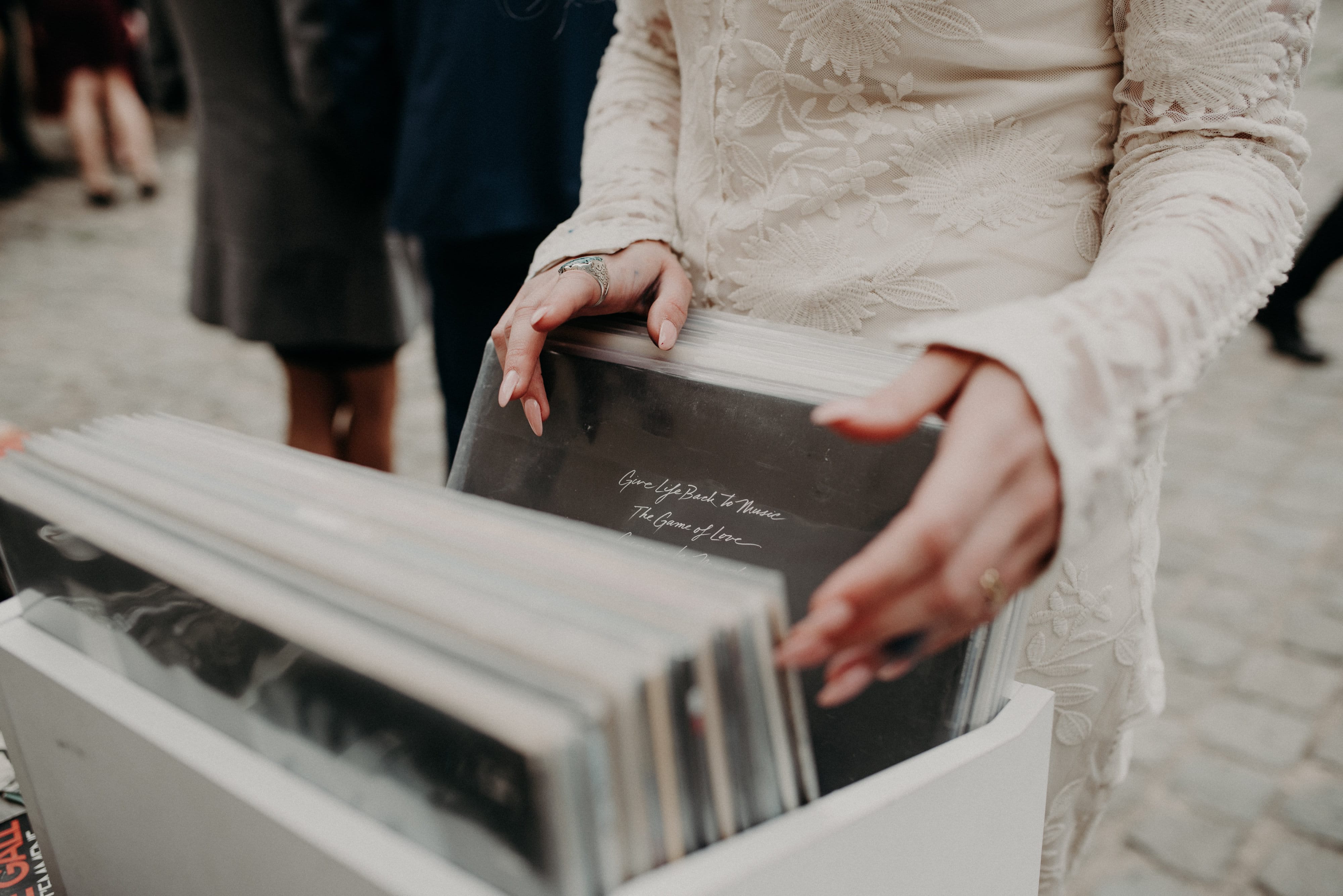 DANCE POLICE - DJ MARIAGE ET ÉVÈNEMENT - FRANCE