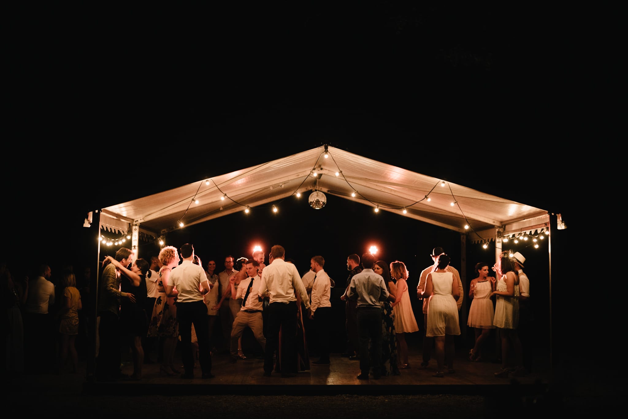 DANCE POLICE - DJ MARIAGE ET ÉVÈNEMENT - FRANCE