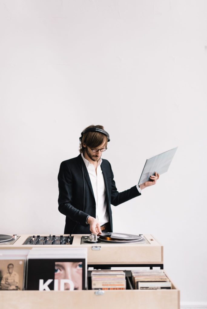 DANCE POLICE - DJ MARIAGE ET ÉVÈNEMENT - FRANCE